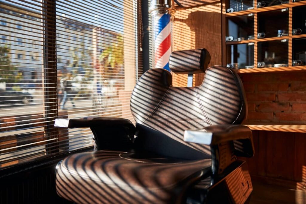 Top G Barber, Barber chair